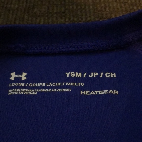 Girls long sleeve purple UA - Picture 2 of 4
